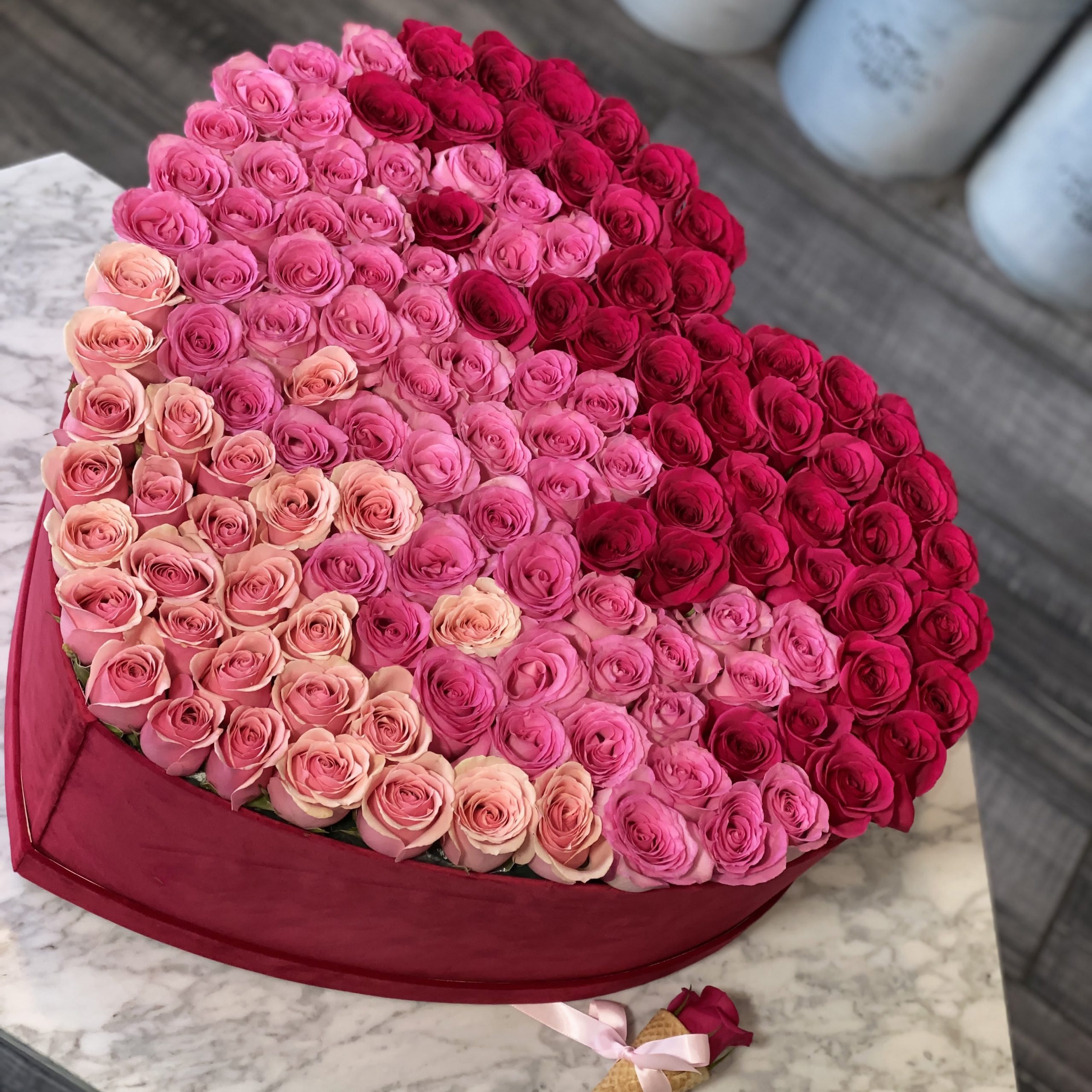باکس گل قلبی تولد با گل رز هلندی