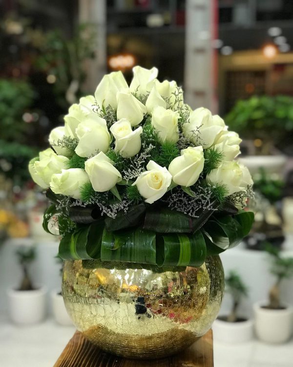 گلدان گل شیشه ای طلایی
