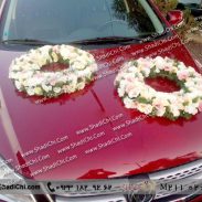 ماشین عروس با گل های حلقه ای شکل